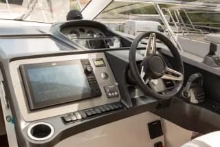 2024 Princess V40 — photo 8
