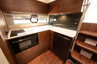 2024 Princess V40 — photo 10