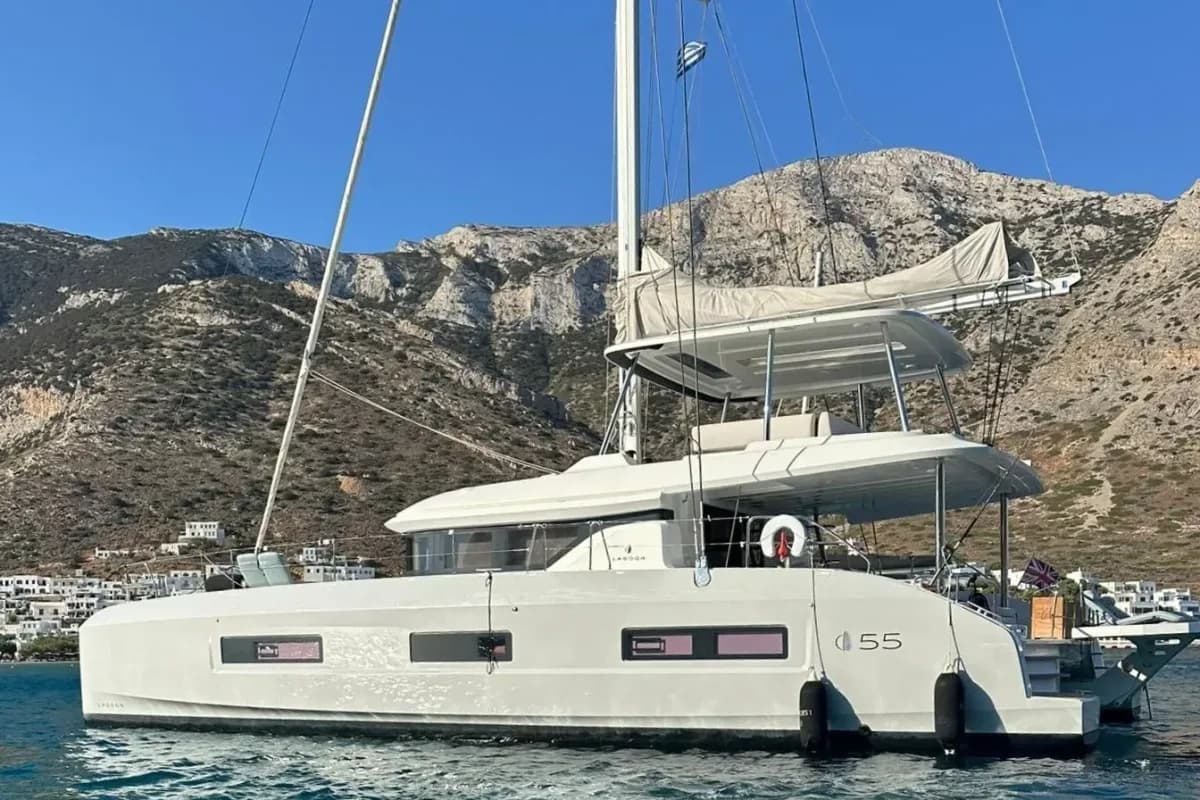 2023 Lagoon 55 — photo 1