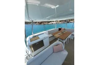 2023 Lagoon 55 — photo 14