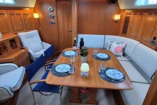2013 Hallberg-Rassy 55 — photo 21