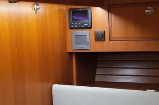 2013 Hallberg-Rassy 55 — photo 22