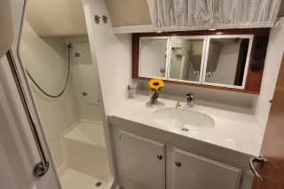 2013 Hallberg-Rassy 55 — photo 33