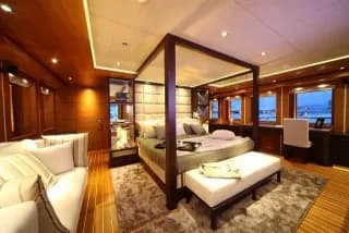2011 Mondomarine 49m — photo 4