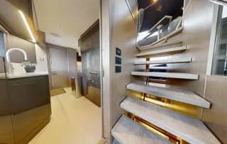 2023 Sunseeker 100 Yacht — photo 31