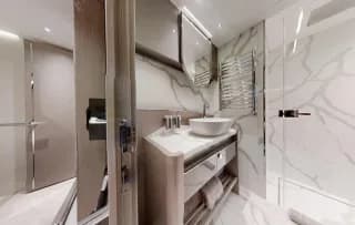 2023 Sunseeker 100 Yacht — photo 66