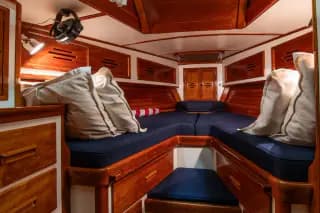 Hera - Hinckley Sou'wester 42 - Thumbnail 30