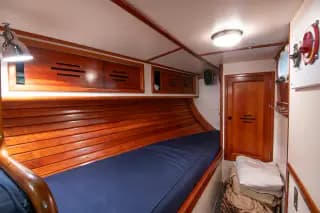 Hera - Hinckley Sou'wester 42 - Thumbnail 38