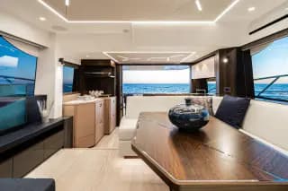 2024 Sunseeker Manhattan 55 - Exquisite British Craftsmanship - Thumbnail 8