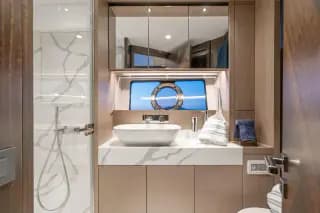 2024 Sunseeker Manhattan 55 - Exquisite British Craftsmanship - Thumbnail 20