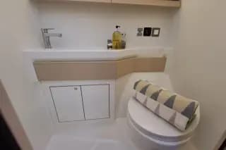 2022 Beneteau Oceanis 46.1 - Performance Cruiser with Premium Specification - Thumbnail 10