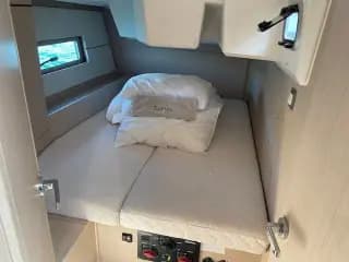 2022 Beneteau Oceanis 46.1 - Performance Cruiser with Premium Specification - Thumbnail 11