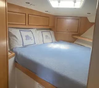 2000 Bertram 36 SF - Legendary Sportfish Performance & Comfort - Thumbnail 17