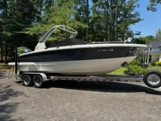 2022 Chaparral 267 SSX OB - Immaculate Bowrider with Factory Warranty - Thumbnail 3