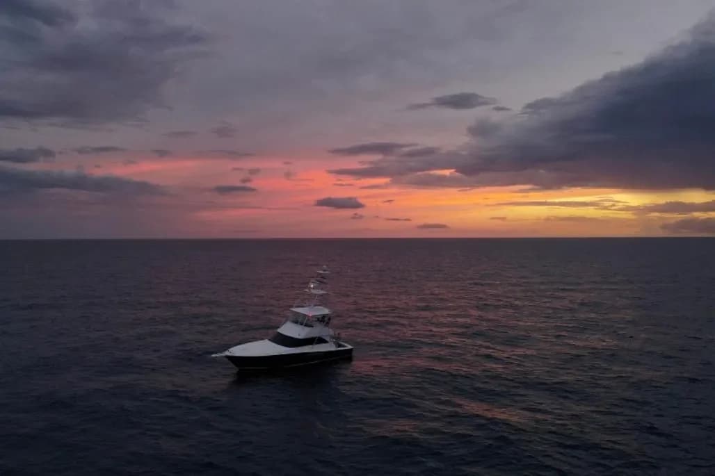 2003 Viking 45 Convertible 'Big Sky' - Extensively Upgraded Sportfish — photo 4