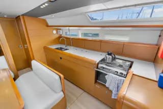 2015 Jeanneau Sun Odyssey 509 - Thumbnail 17