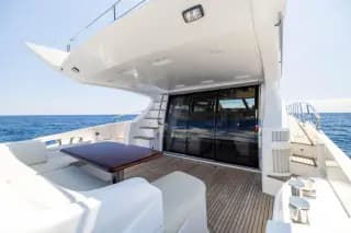2015 Azimut 64 Flybridge - Thumbnail 11