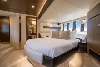 2015 Azimut 64 Flybridge - Thumbnail 50