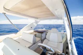 2015 Azimut 64 Flybridge - Thumbnail 28