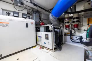 2015 Azimut 64 Flybridge - Thumbnail 70