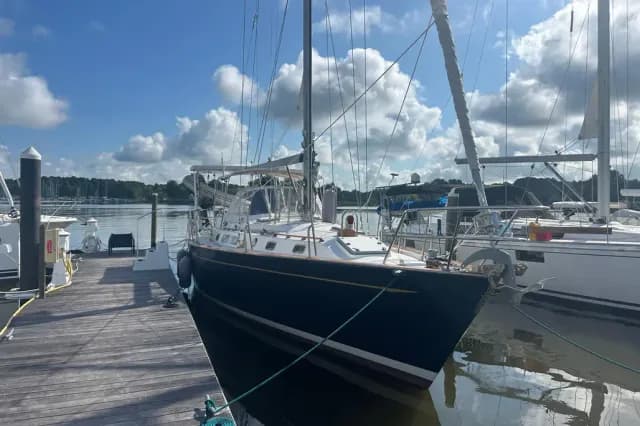 1995 Tayana 48 Center Cockpit - Image 3