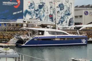 2023 Privilege Signature 510 Catamaran - Thumbnail 4