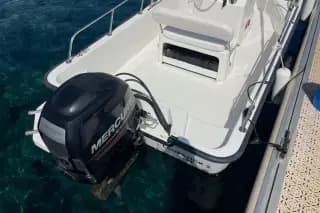 2014 Boston Whaler 170 Montauk - Thumbnail 11
