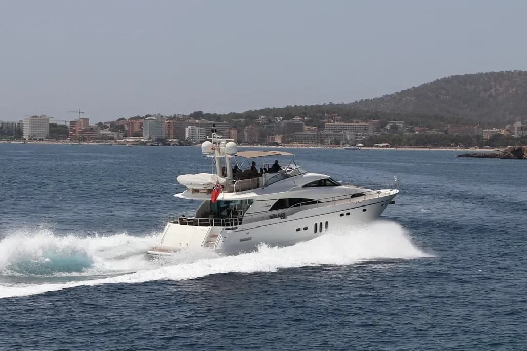 2007 Fairline Squadron 68 — photo 2