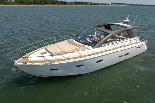 2010 Sealine SC47 | Zeus Pod Drives | Hamble Point Berth Available - Image 2