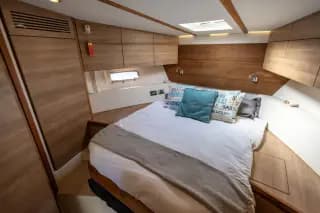 2010 Sealine SC47 | Zeus Pod Drives | Hamble Point Berth Available - Thumbnail 25
