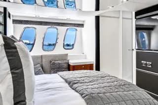 2005 Sunseeker Predator 68 - Thumbnail 20
