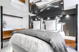2005 Sunseeker Predator 68 - Thumbnail 21