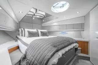 2005 Sunseeker Predator 68 - Thumbnail 31