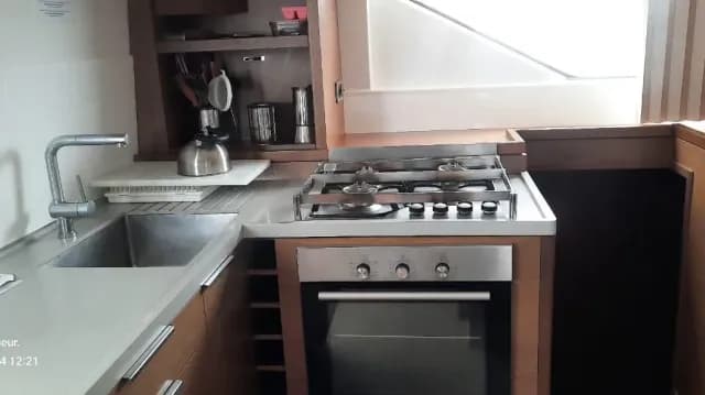 2019 Lagoon 50 | Six-Cabin Charter-Ready Catamaran — photo 4