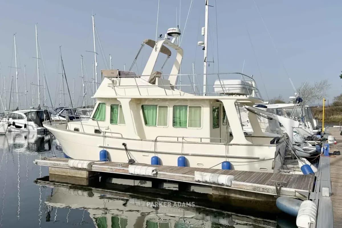 2007 360 Sedan Trawler — photo 1