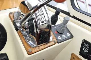 1998 Elite 31 — photo 17