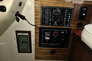 1998 Elite 31 — photo 18