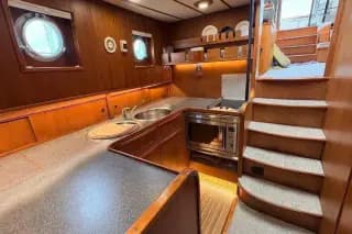 1983 Talisman 49 — photo 27