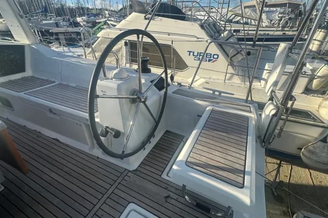 2018 Beneteau Oceanis 41.1 — photo 5