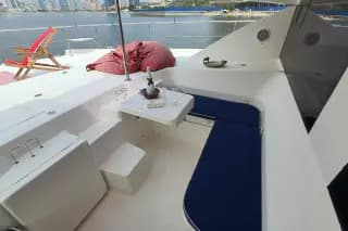 ZEZINHO - 2016 Leopard 51 Powercat - Thumbnail 16