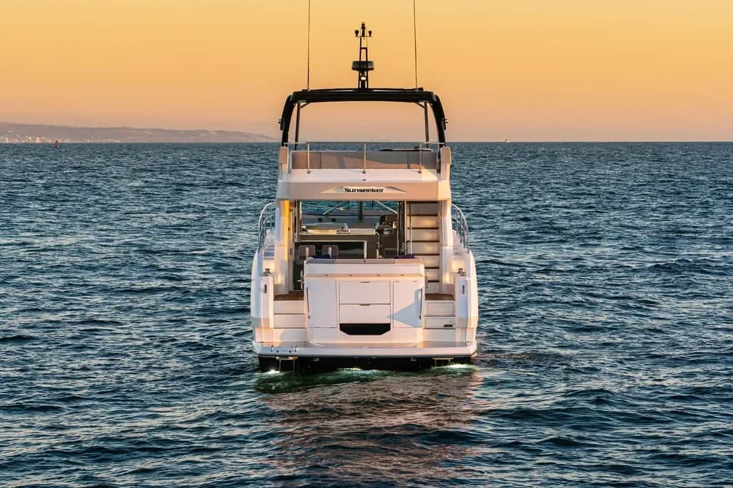 2024 Sunseeker Manhattan 55 - Exquisite British Craftsmanship — photo 3