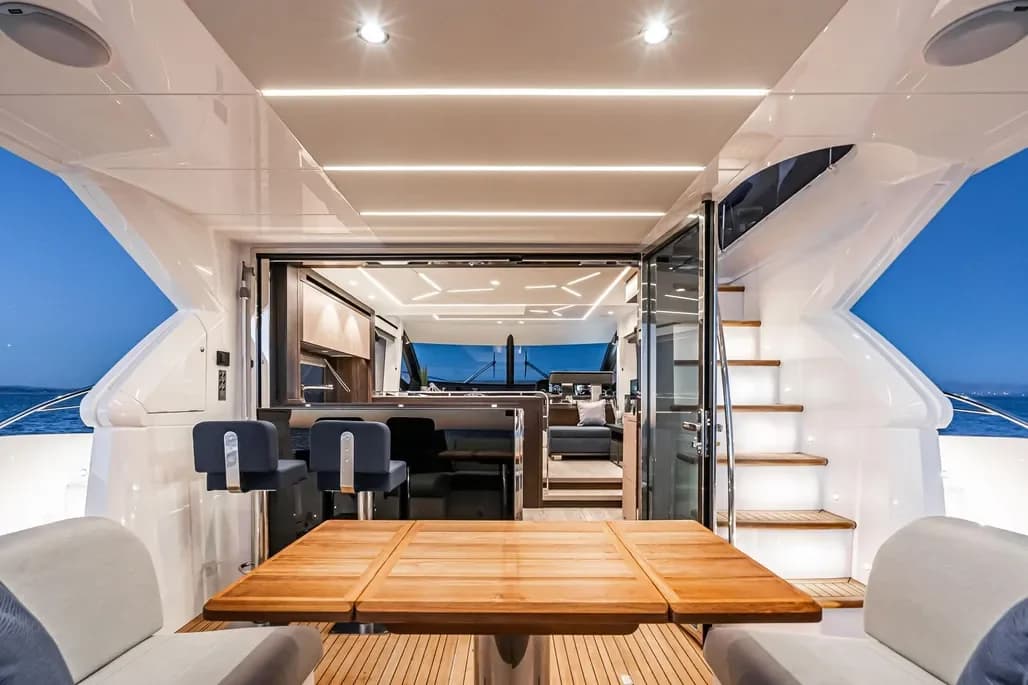 2024 Sunseeker Manhattan 55 - Exquisite British Craftsmanship — photo 5