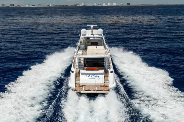 2015 Azimut 64 Flybridge — photo 4