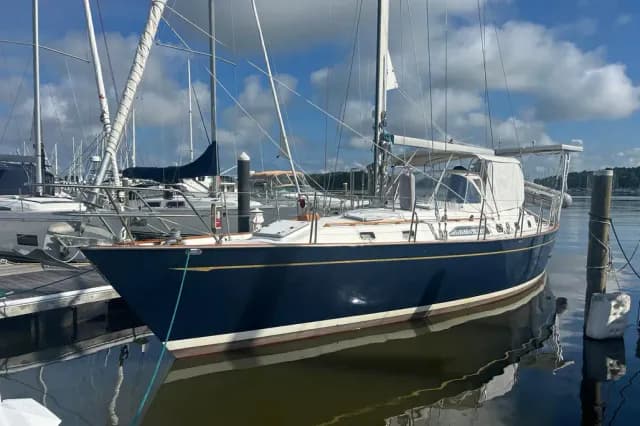 1995 Tayana 48 Center Cockpit