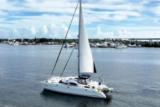 'Solitude' 1995 Prout 45 - Thumbnail 7