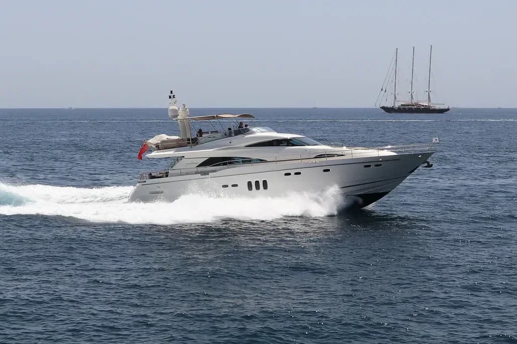 2007 Fairline Squadron 68 - Main image