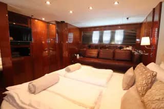 2007 Fairline Squadron 68 - Thumbnail 29