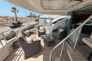 2007 Fairline Squadron 68 - Thumbnail 17