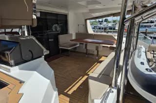2023 Privilege Signature 510 Catamaran - Thumbnail 11