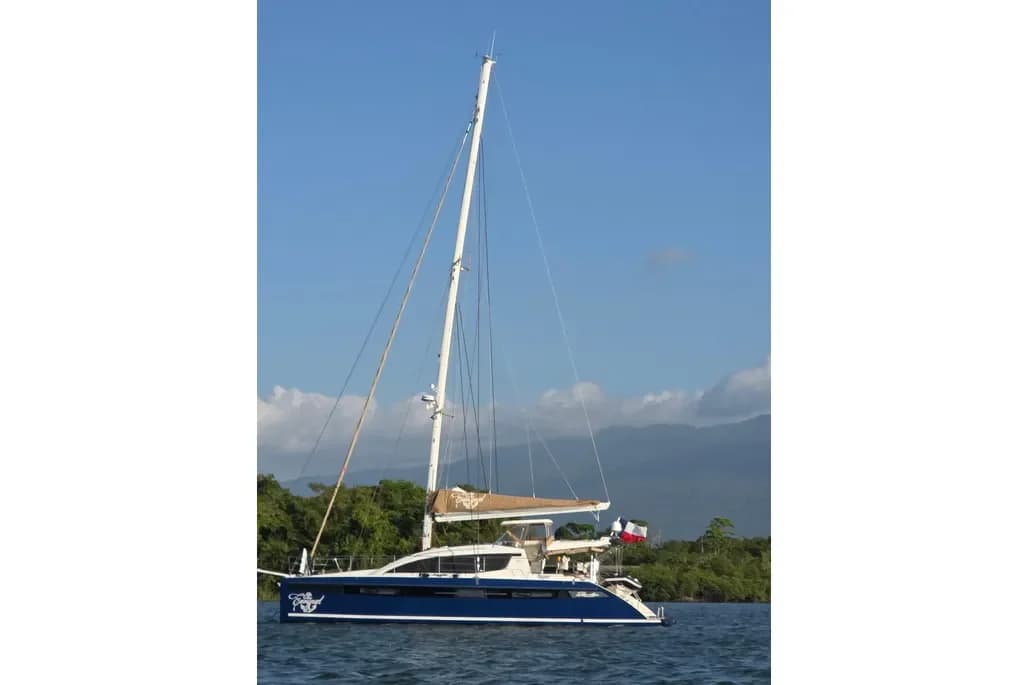 2023 Privilege Signature 510 Catamaran — photo 5